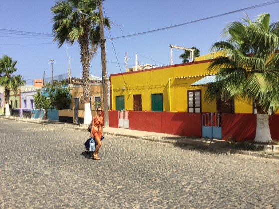 20151111_113844418_iOS